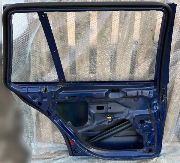 BMW E39 Vasen Takaovi OEM LE MANS BLAU 381 image 8