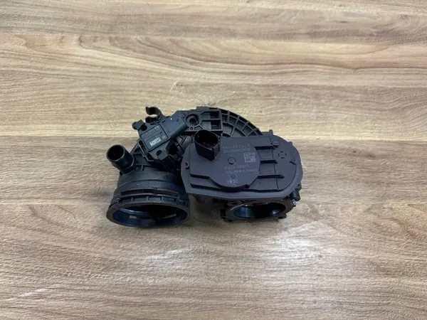 Elektrische Drosselklappe mit Ansaugrohr VW Skoda Audi image 3