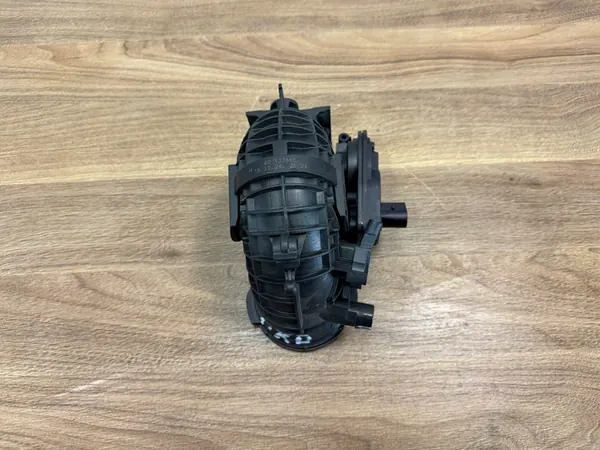 Elektrische Drosselklappe mit Ansaugrohr VW Skoda Audi image 5