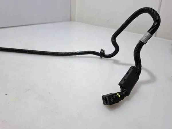 Manguera AdBlue OEM 7N0131983F para Volkswagen Sharan image 8
