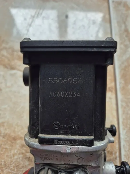 Module Pompe AdBlue OEM 5506956 pour DAF XF 106 image 5