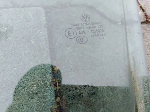 VW GOLF VI 6 GTI Frontscheibe Links image 2