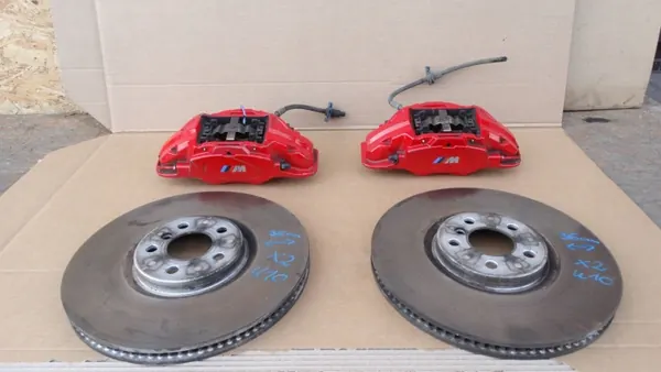 Pinças de travão BMW X2 U10 OEM 883969003 Usadas image 2
