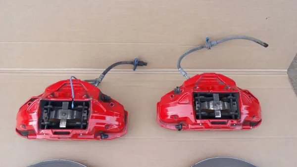 Pinças de travão BMW X2 U10 OEM 883969003 Usadas image 3