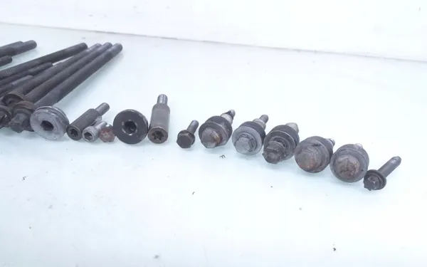 Pièce moteur BMW OE pour Série 1 2004 E81/E87 image 4