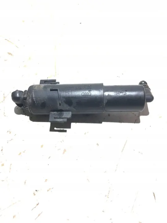 AUDI A4 B8 Linker Koplampenwasser 8K0955101A image 2