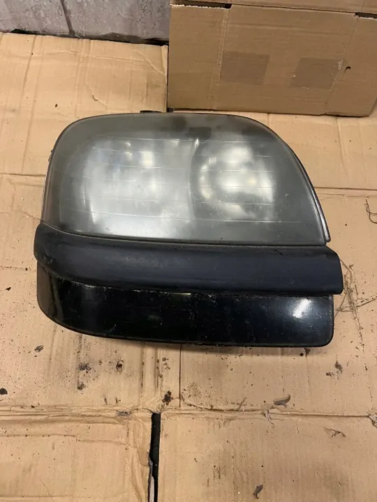 Fiat Doblo I 46807769 Farol Dianteiro Direito - Usado image 2
