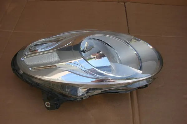 Farol direito Fiat 500L OE 51883592 image 5