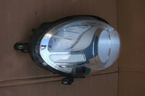 Farol direito Fiat 500L OE 51883592 image 6