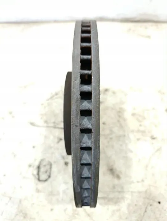 OEM 84714265 Etujarrurumpu Corvette C8 2021:lle image 3