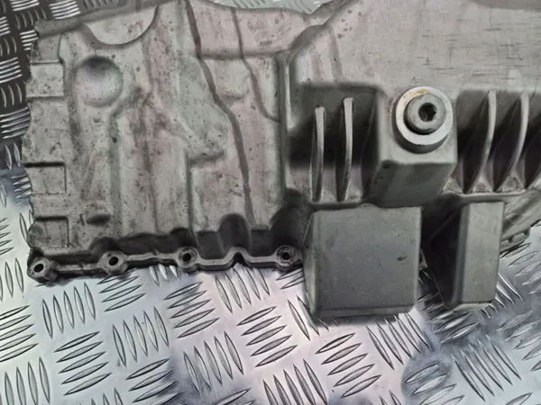 BMW Öljypannu OEM 7597636 5-sarja F10/F11 N20 moottori image 10