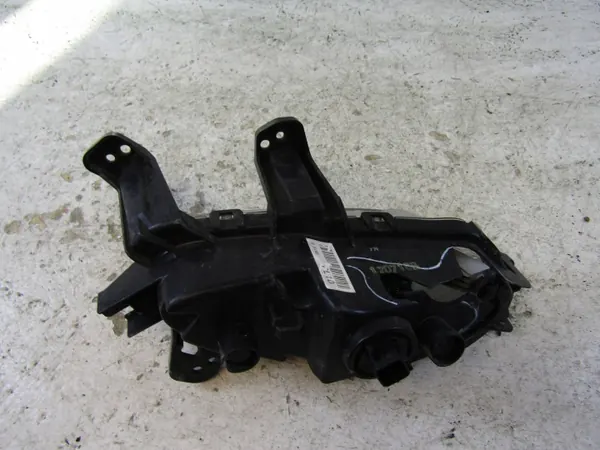 Hyundai i30 2017 Front rechts Nebelscheinwerfer OEM 92208G41 image 6