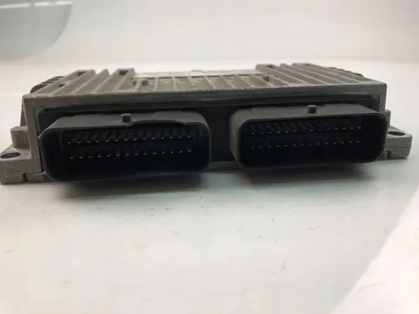 Ordinateur Boîte Vitesses Peugeot 406 OEM 17667993 image 3
