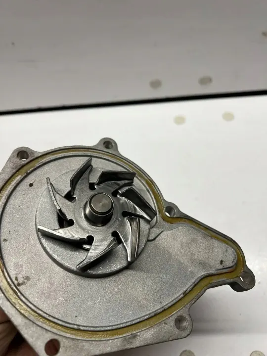 Vesipumppu OEM 10C9063JPN Audi A7 S7 3.0 TDI:lle image 3