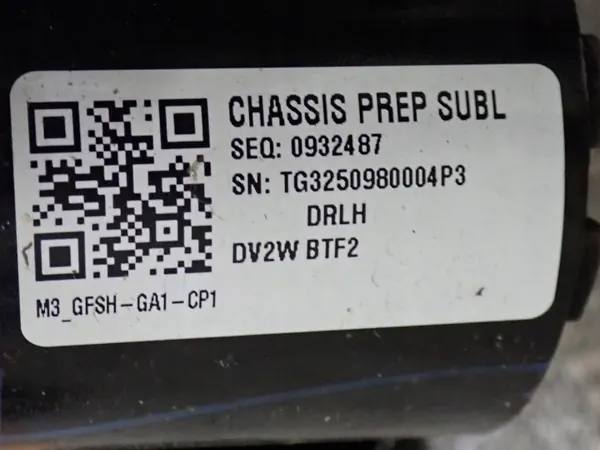 Tesla Model 3 achterophanging draagarm OEM 1344580-00-B image 8