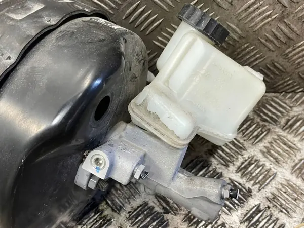 Jarrutehostin Mercedes-Benz OEM A2044303730 image 5
