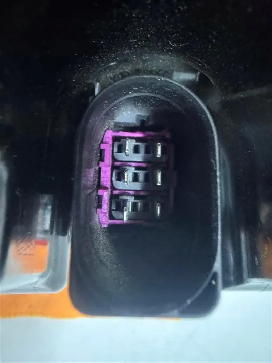 Luz trasera izquierda VW T6 Multivan 19-23r. OEM image 5