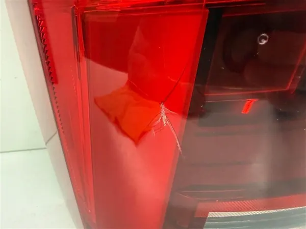 Luz trasera izquierda VW T6 Multivan 19-23r. OEM image 6