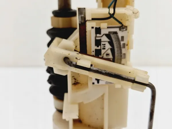 VW T4 Brandstofniveau Sensor Float 701919183B image 4