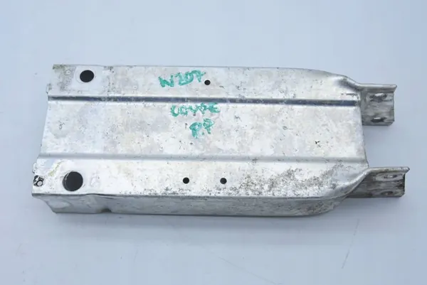 Mercedes-Benz E C207 Knautschzone OEM A2076200095 image 2