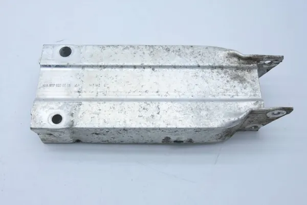 Mercedes-Benz E C207 Knautschzone OEM A2076200095 image 3