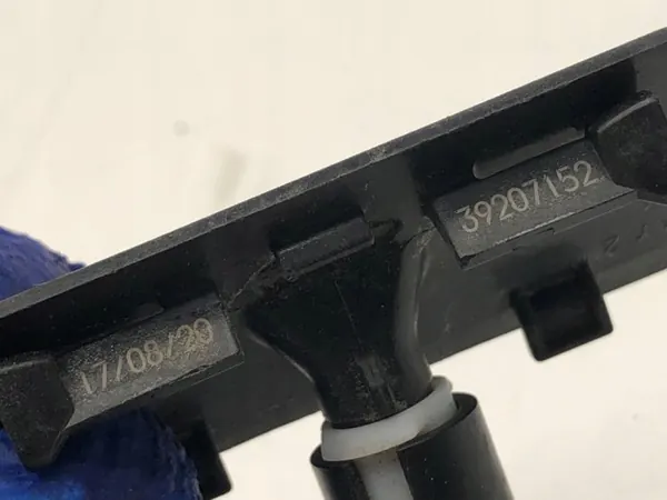 Ugelli lavavetro Opel Astra K 39207152 OEM image 3
