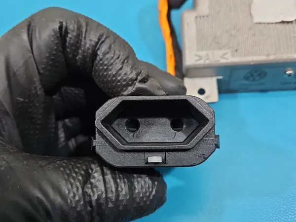 OEM 5M0907155C Vaihtosuuntaaja VW Tiguan I 07- image 3