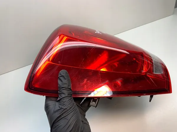 VW POLO Luz Trasera Izquierda 6R0945095L image 2