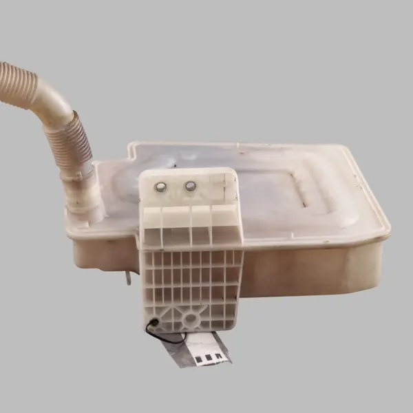 Spolarvätsketank OEM 1K0955453Q VW Golf Mk5 image 10
