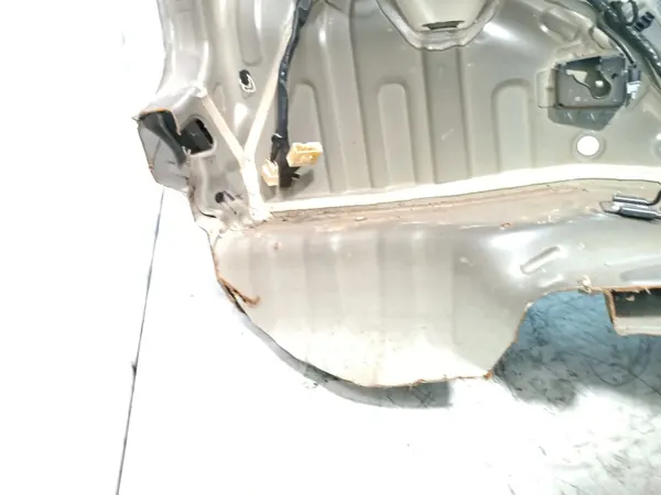 Panel trasero izquierdo Hyundai Ioniq 2020 usado image 6