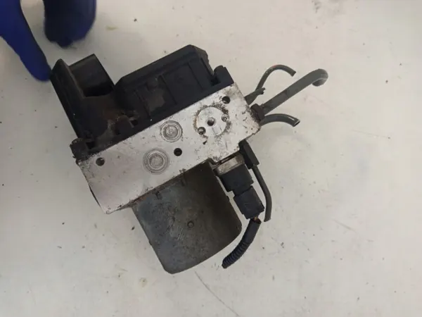 Pompe ABS OEM 89541-0F010 pour Toyota Corolla Verso image 6