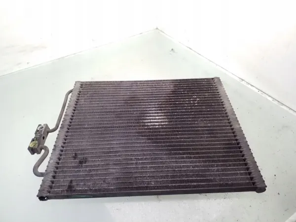 BMW OE Airco Condensor OEM 64538391126 - Gebruikt image 2