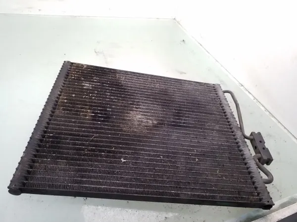 BMW OE Airco Condensor OEM 64538391126 - Gebruikt image 3