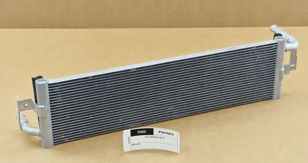 Radiateur d'eau BYD Seal Dolphin OEM SA3HE-1301050JH image 3
