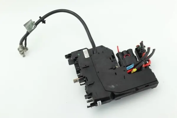 Positiivikaapelin liitosnapa OEM A2125400581 image 3
