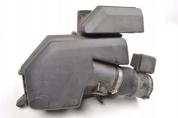 Volvo Luftfiltergehäuse OEM 30748211 8658471 image 2