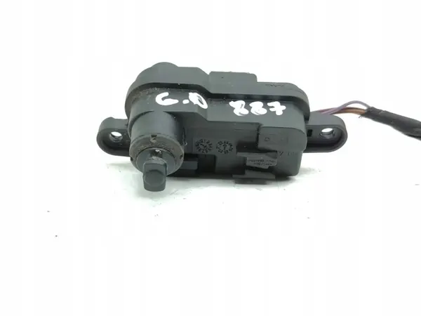 Cupra Formentor polttoaineläppätoimija OEM 8V4862159R image 3