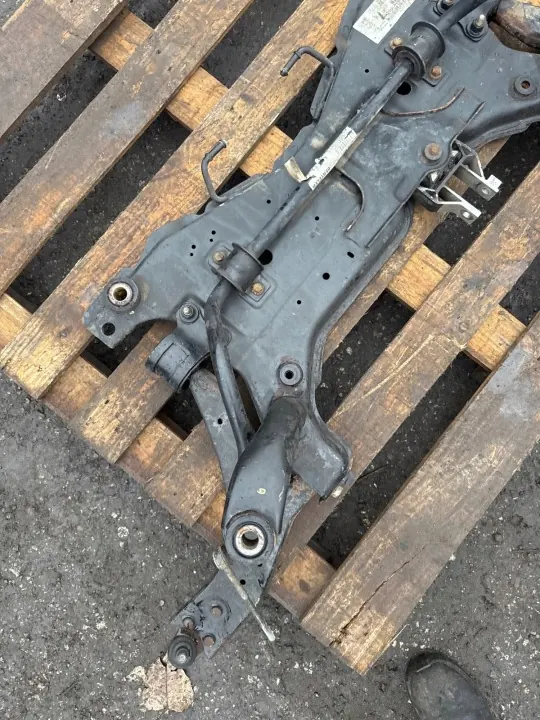 OEM 7110934 Braço de Suspensão Dianteira para Volvo V50 image 3