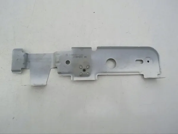 Support d'aile droit Mercedes-Benz EQS SUV 2023 OEM A2968811400 image 3
