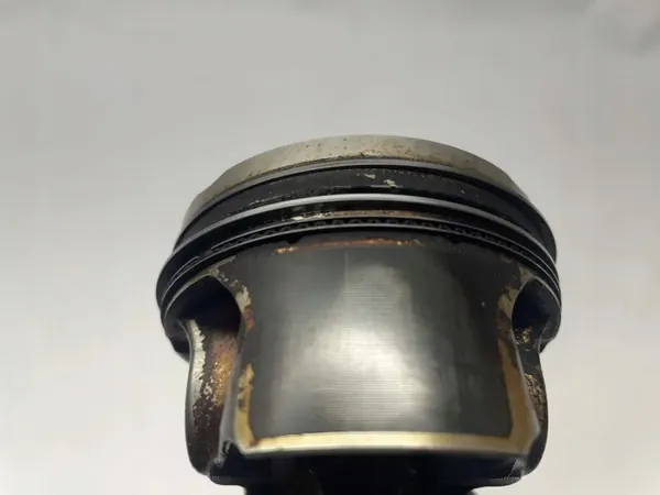 Pistón OEM AFR79789 para Volkswagen Jetta VII 1.4L image 4
