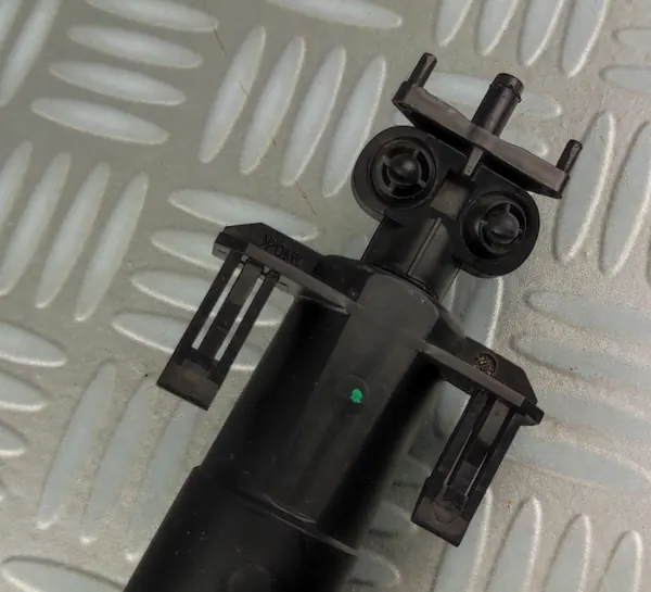 Ajovalopesuputki OEM 89028244 Peugeot 607:lle image 6
