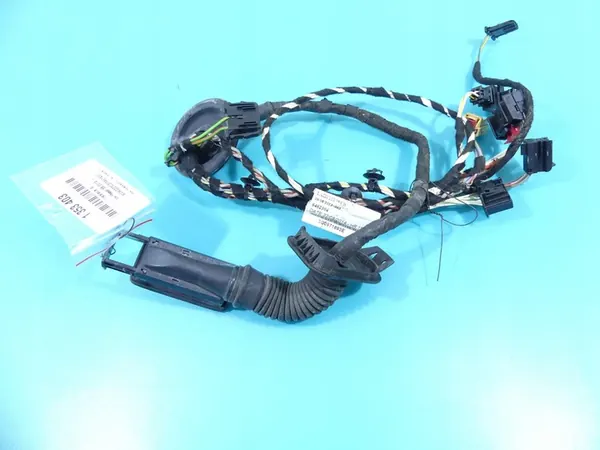 Vasen Takaluukun Johdotus VW Passat B8 3G0971693E image 3