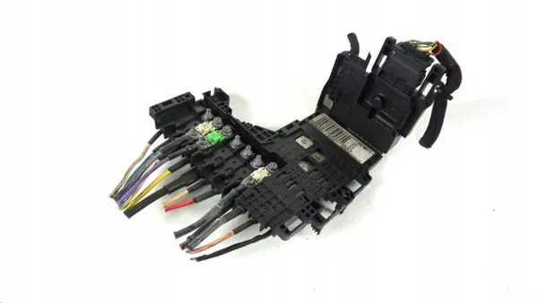 Module Tension Batterie OEM 9665877980 Fusible Contrôleur image 2