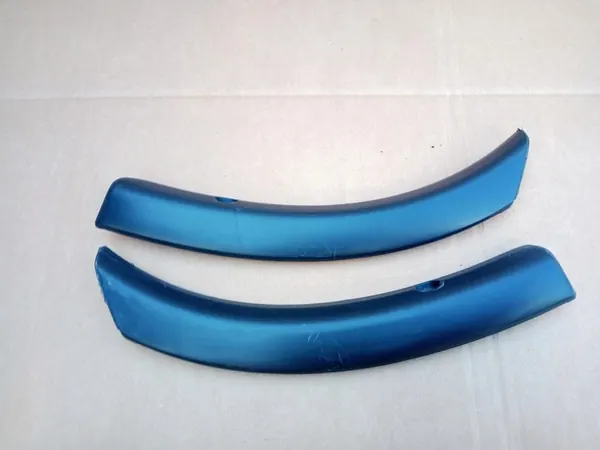 Mitsubishi Outlander Takapuskurin Reunus Vasemmalle Oikealle 2014 image 3