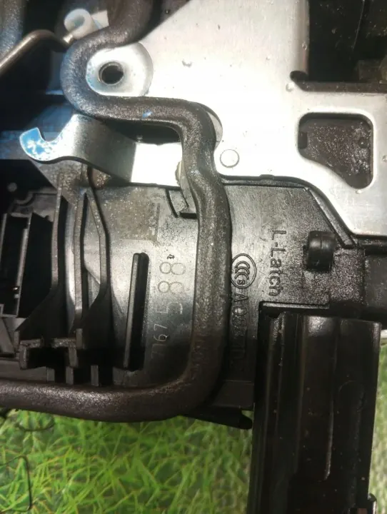 BMW X5 E70 Lock Set OEM 4153309300 - Used image 10