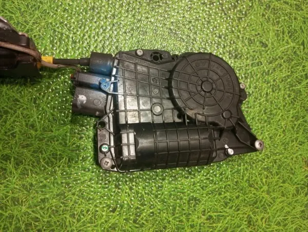 BMW X5 E70 Lock Set OEM 4153309300 - Used image 7