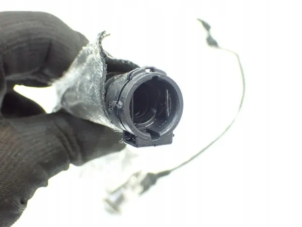 Inyector AdBlue OEM 8471352 para BMW Serie 1 F70 image 3