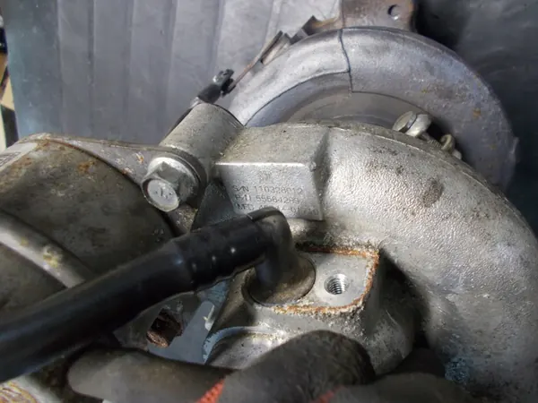 Turbo Opel Vectra C 2.8 Turbo image 3