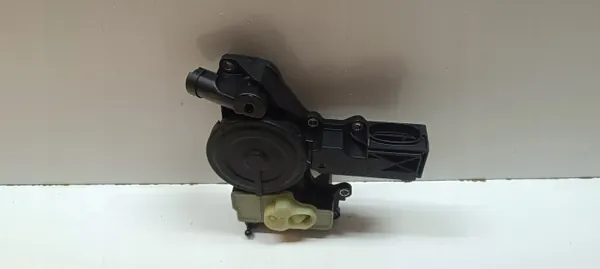 Séparateur d'huile OEM 06H103495AK pour VW 2.0 TSI image 4