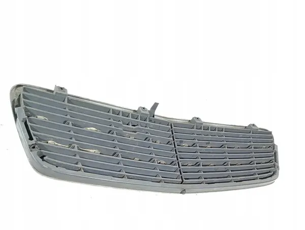 Griglia Mercedes W203 Classe C 00-07 OE A2038800483 image 5